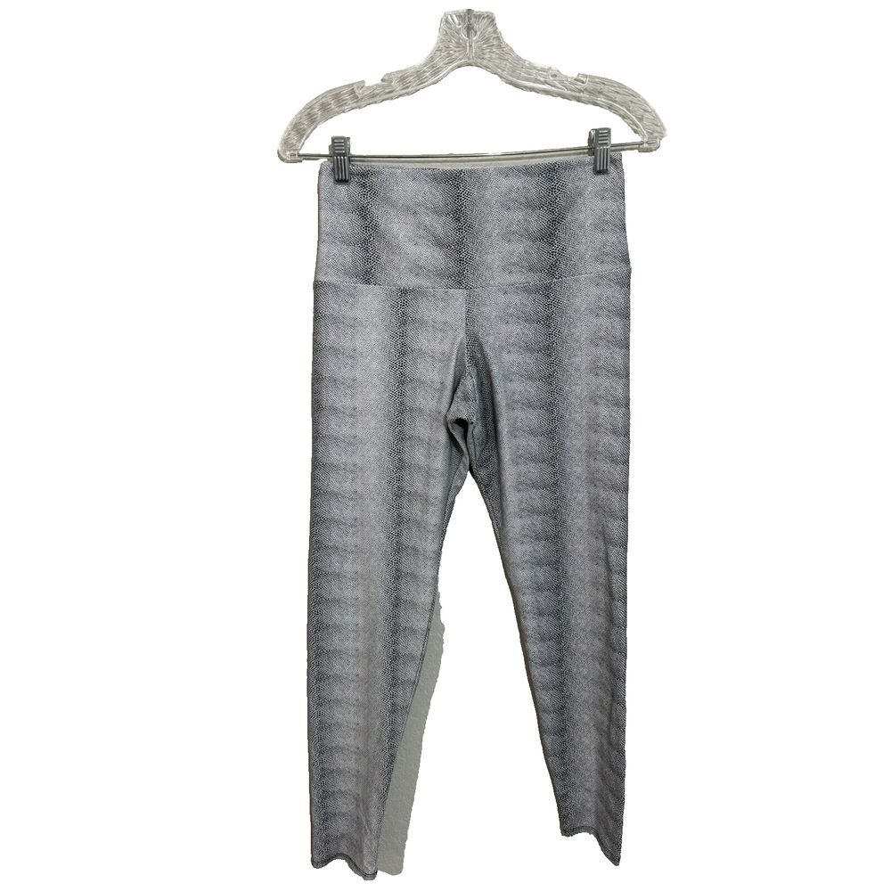 Onzie Leggings Womans size Size M/L‎ Snake Print Black White